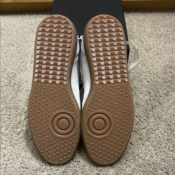 ALOHAS White Cream Sneakers - Picture 7 of 8